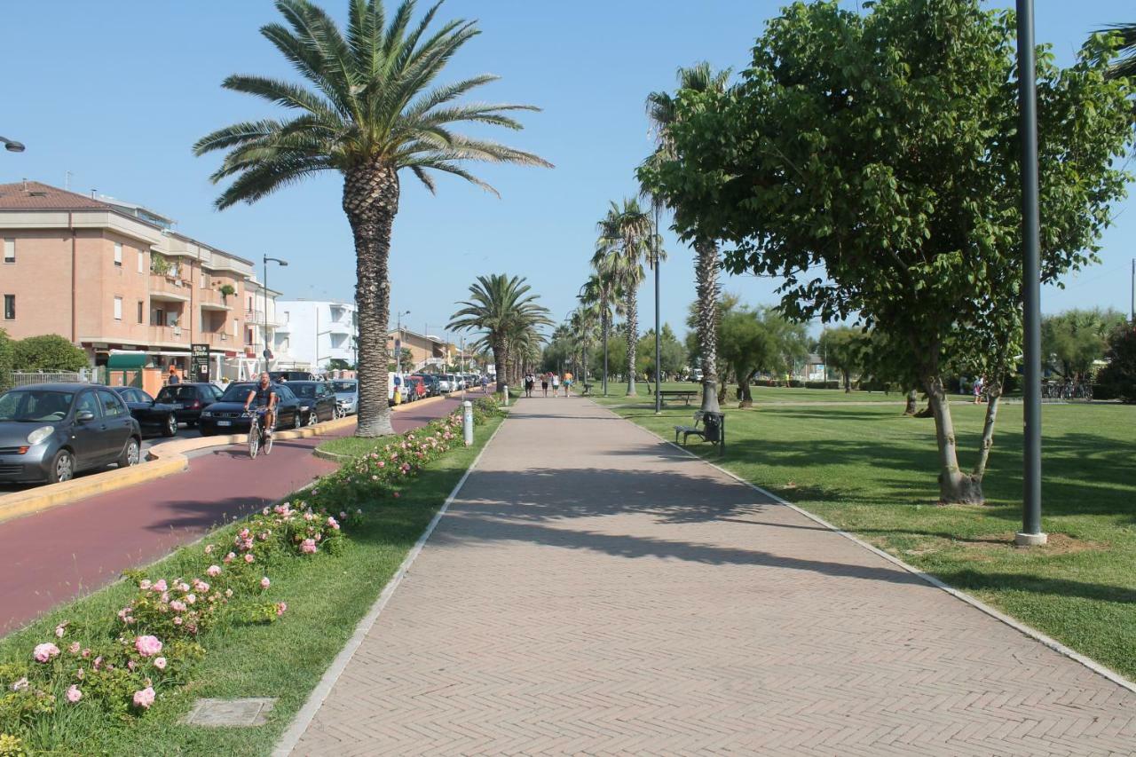 Residenza Domo Porto SantʼElpidio Exterior foto